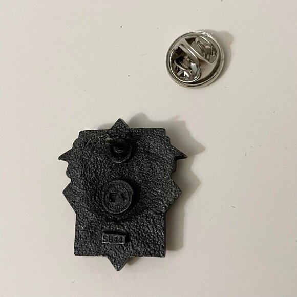 Vtg Minnesota Twins MLB Baseball Pin - Picture 5 of 8